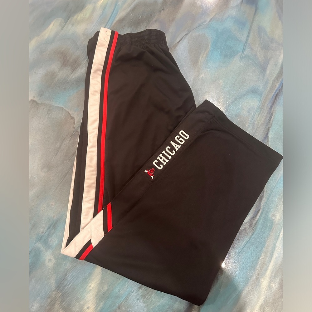 Men’s Vintage Nike NBA Authentic Chicago Bulls Full Snap Warm-Up Pants